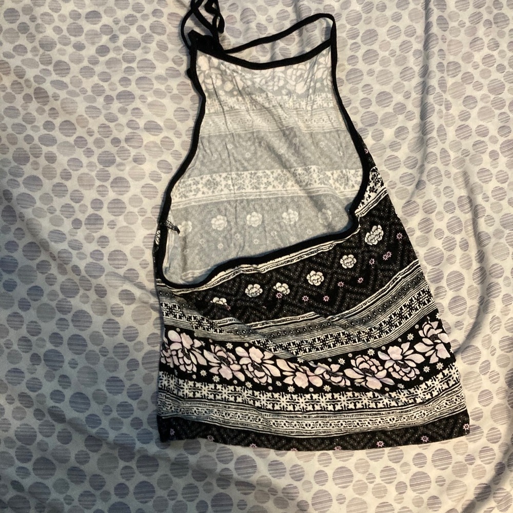Black and white top